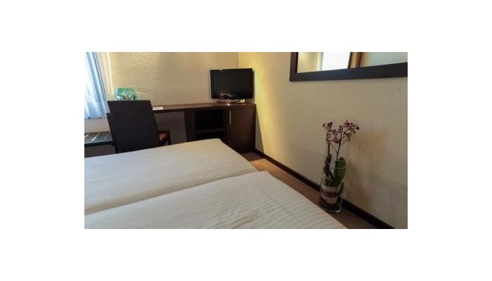 Hotel Erasme poza 33