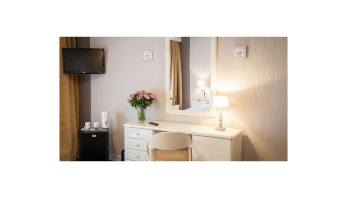 Hotel First Euroflat poza 7