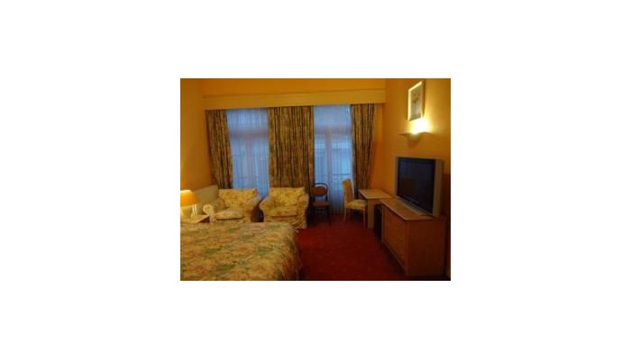 Hotel Matignon poza 2