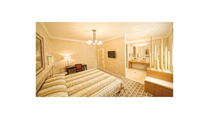 Metropole Hotel poza 7