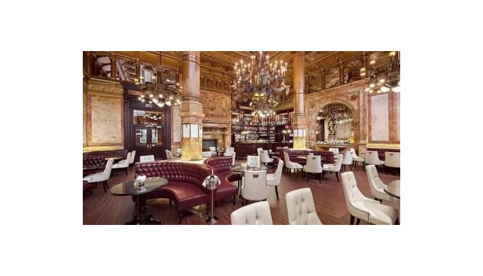 Metropole Hotel poza 30